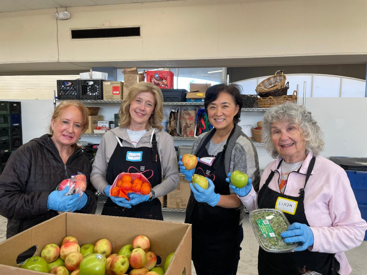 pantry vols with fruit